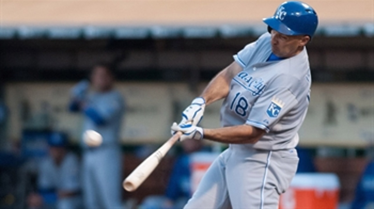 Ibanez homer lifts Royals past A's