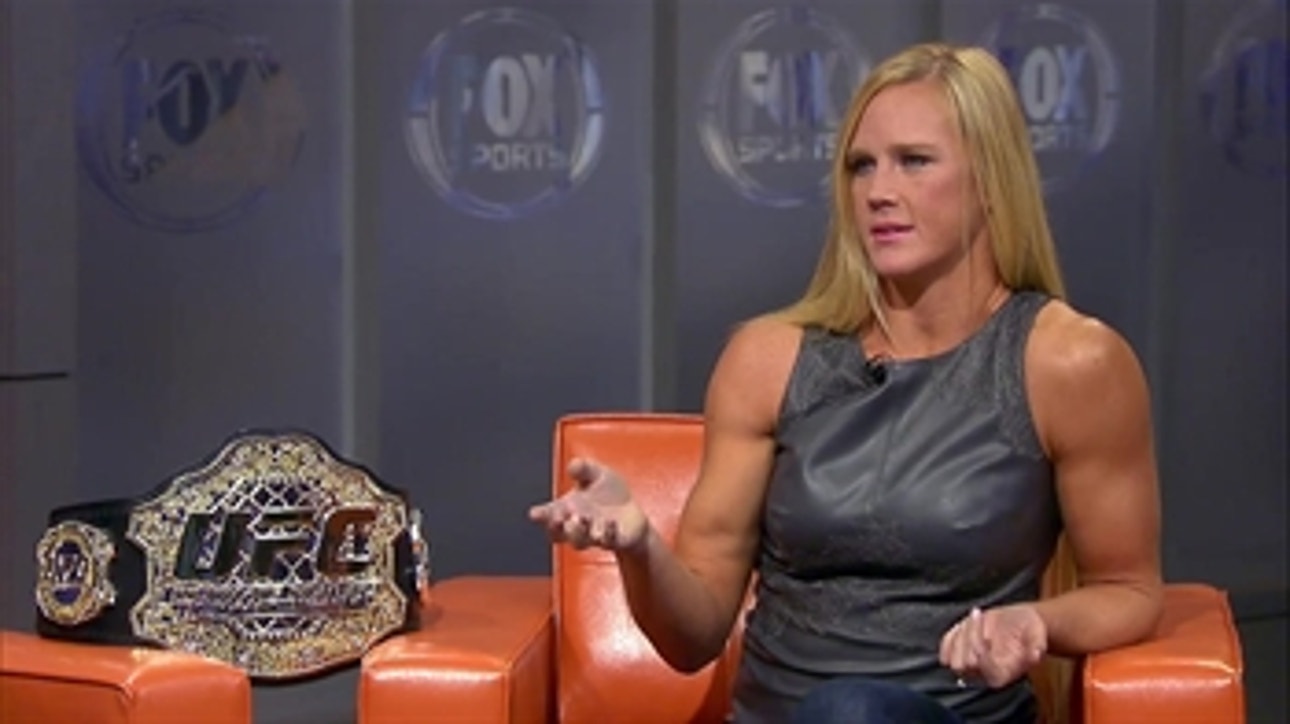 Holly Holm hangs with the likes of Jamie Foxx and Floyd Mayweather now