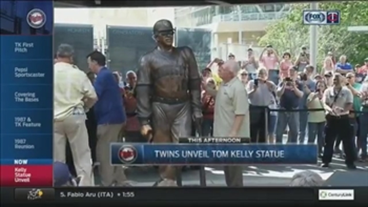 Twins unveil bronze Tom Kelly statue on Target Plaza