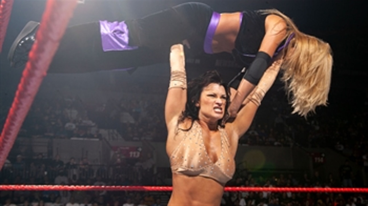 Trish Stratus vs. Victoria - Women's Title Match: WWE Unforgiven 2004 (Full Match)