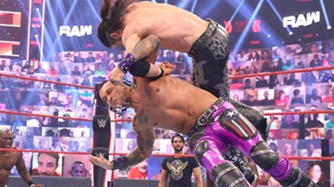 Damian Priest vs. John Morrison – Lumberjack Match: Raw, May 17, 2021