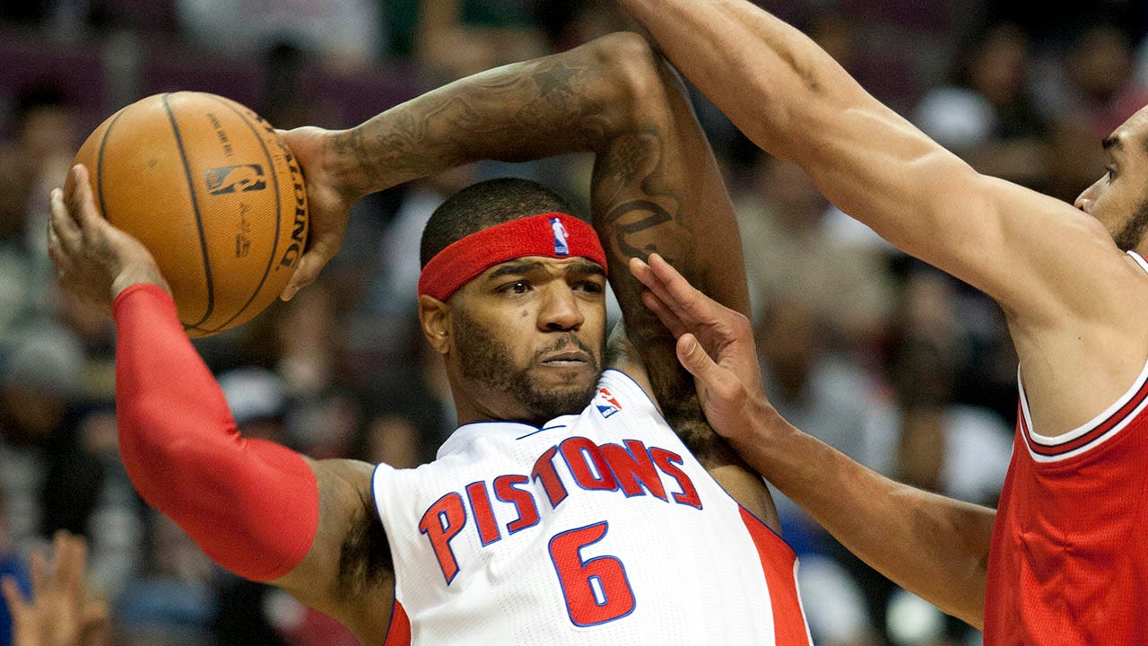 Pistons trampled by Bulls