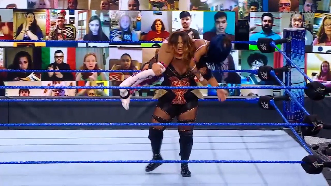 Nia Jax comes after Sasha Banks' Smackdown Women's Title