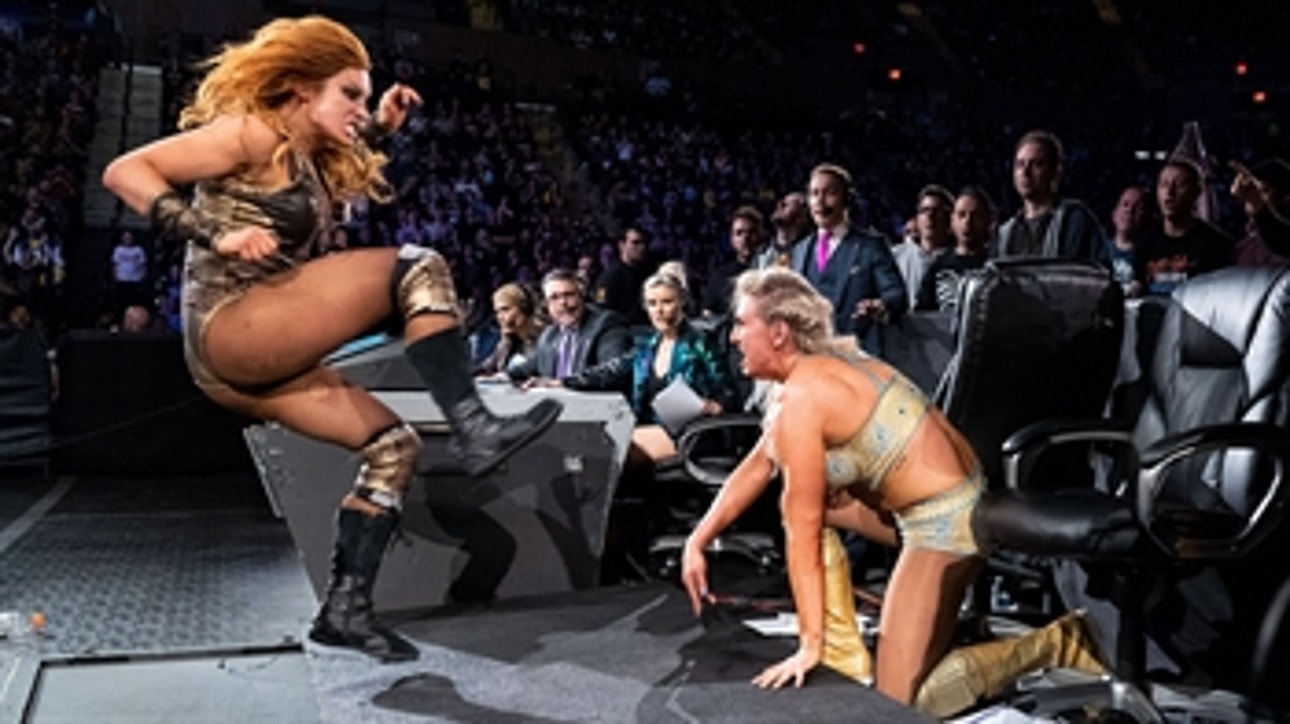 Becky Lynch vs. Charlotte Flair - SmackDown Women's Title Last Woman Standing Match: WWE Evolution (Full Match)