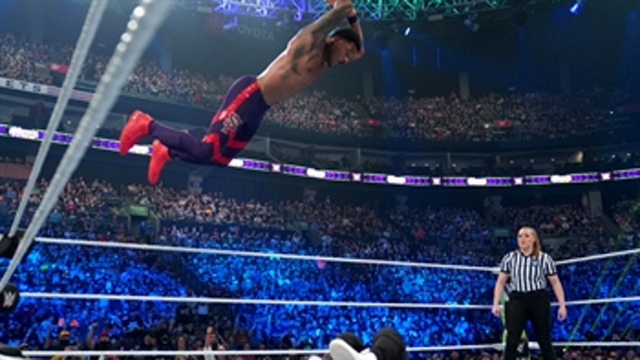 Montez Ford pays homage to DX with high-flying attack: WWE Extreme Rules 2021 (WWE Network Exclusive)