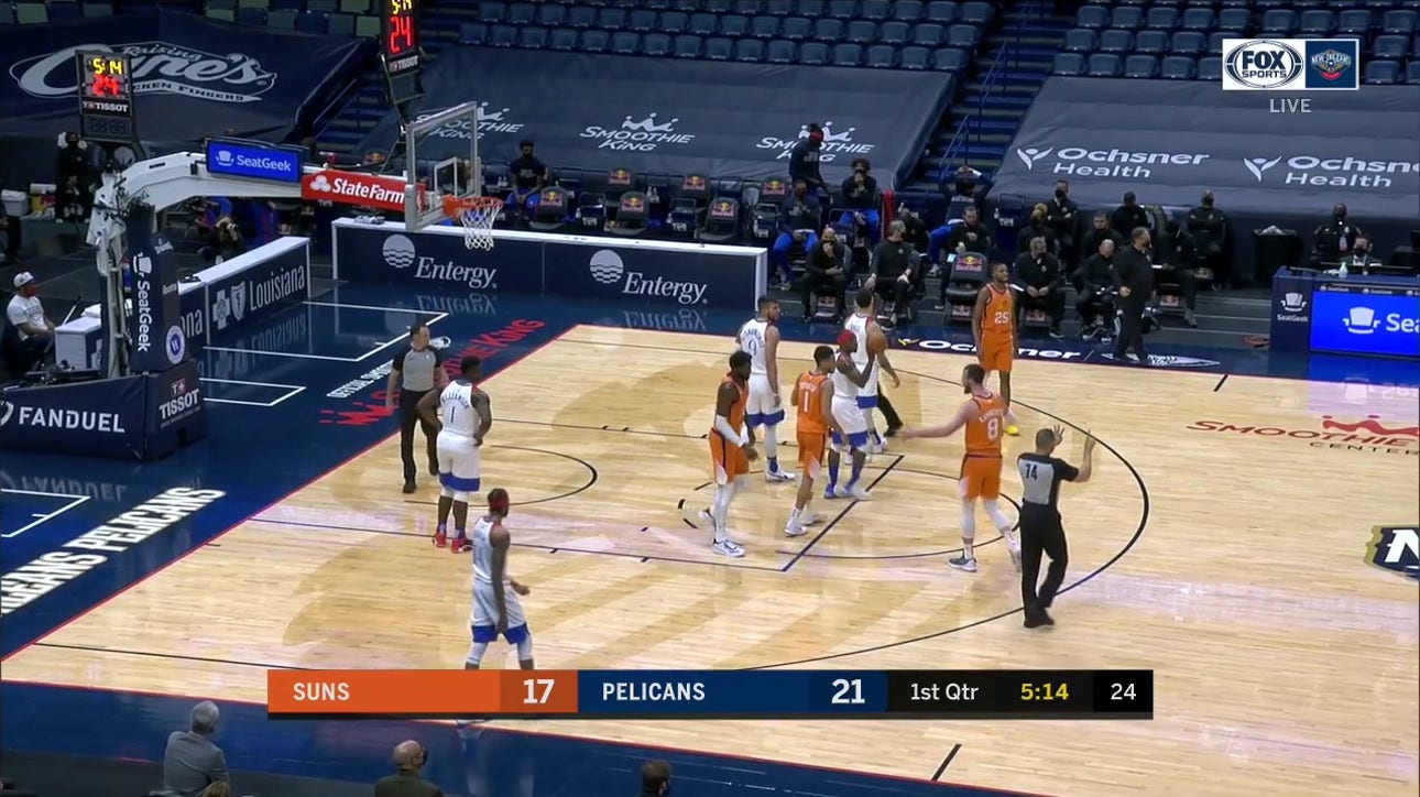 HIGHLIGHTS: Lonzo Ball hits deep 3 in the 1st