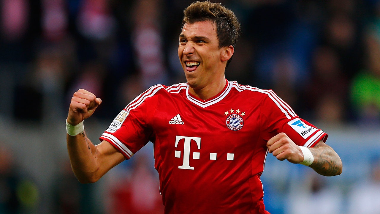 Mandzukic doubles Bayern's lead