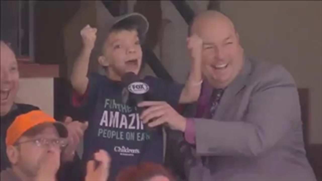 Skolbadiah's 'Let's Play Hockey' upstaged only by his reaction to Minnesota Wild goal