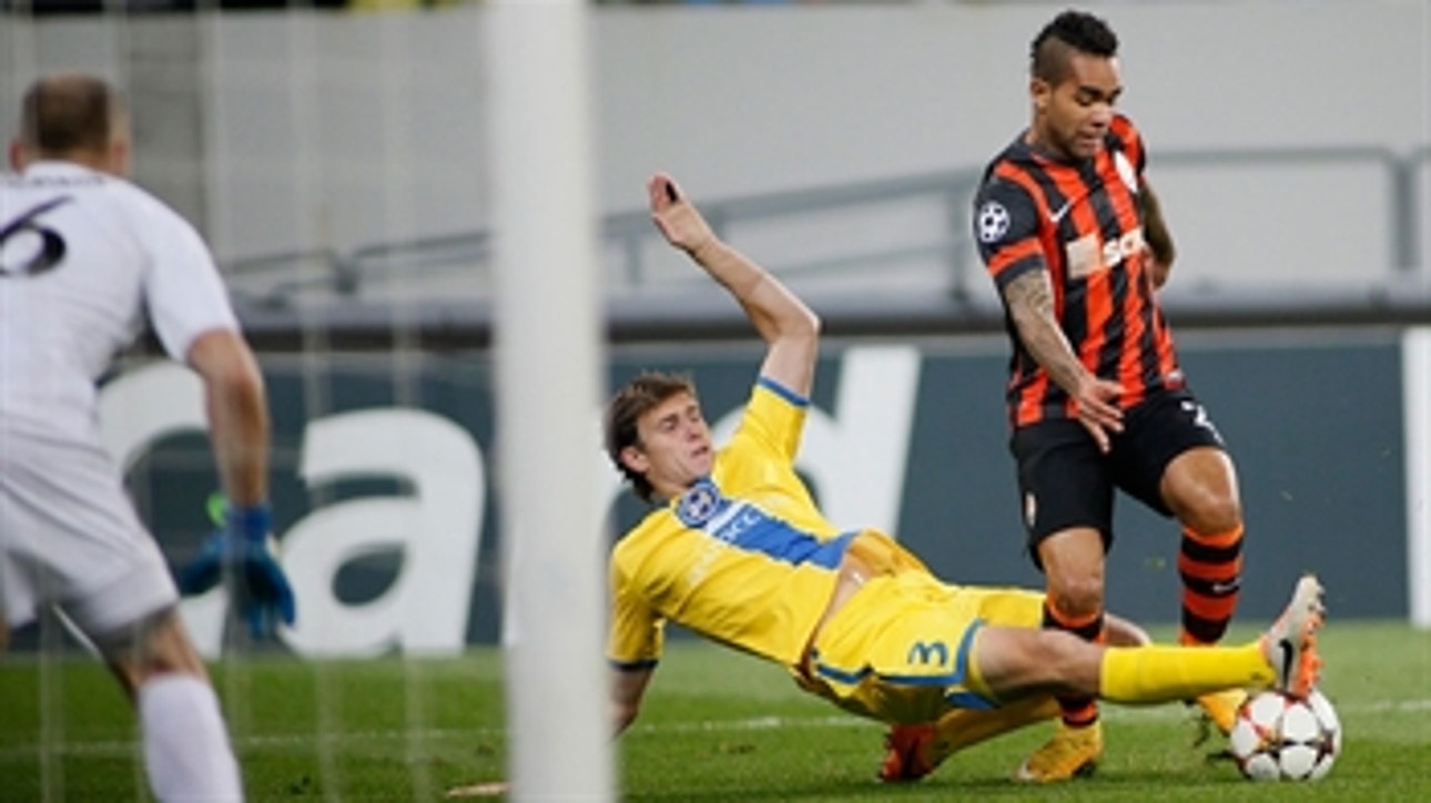 Teixeira doubles Shakhtar Donetsk advantage