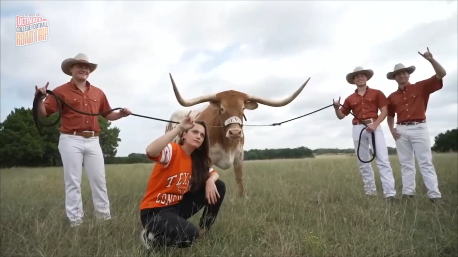 Charlotte Wilder meets Bevo, the Texas Longhorns' mascot — Ultimate College Football Road Trip