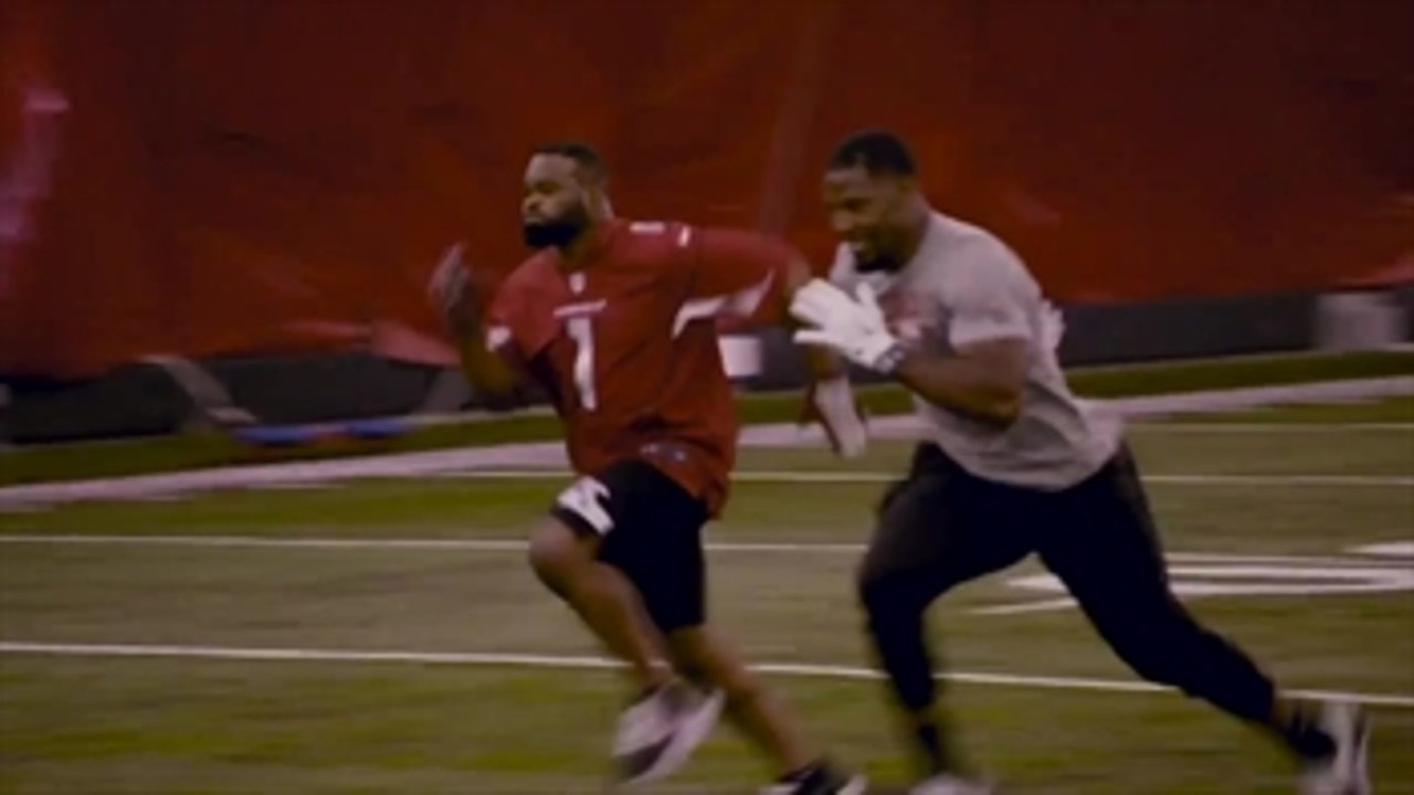 Tyron woodley works out with David Johnson from the Arizona Cardinals