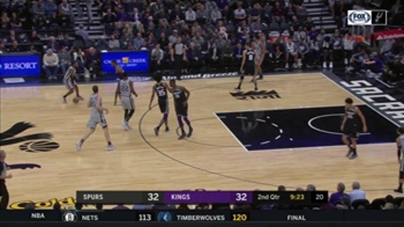 HIGHLIGHTS: Rudy Gay hits a three-pointer in the 2nd