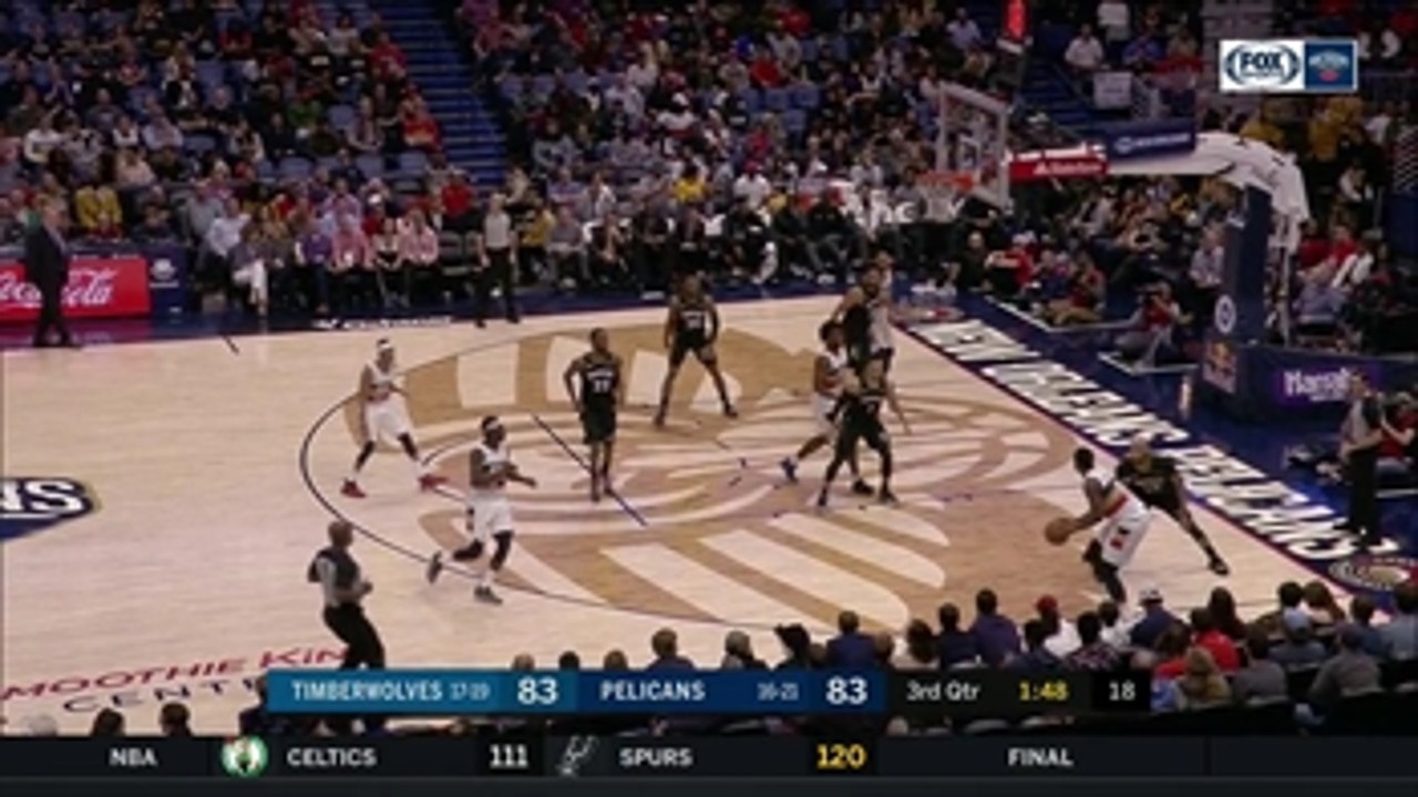 HIGHLIGHTS: Jrue Holiday with the strong finish in the 3rd