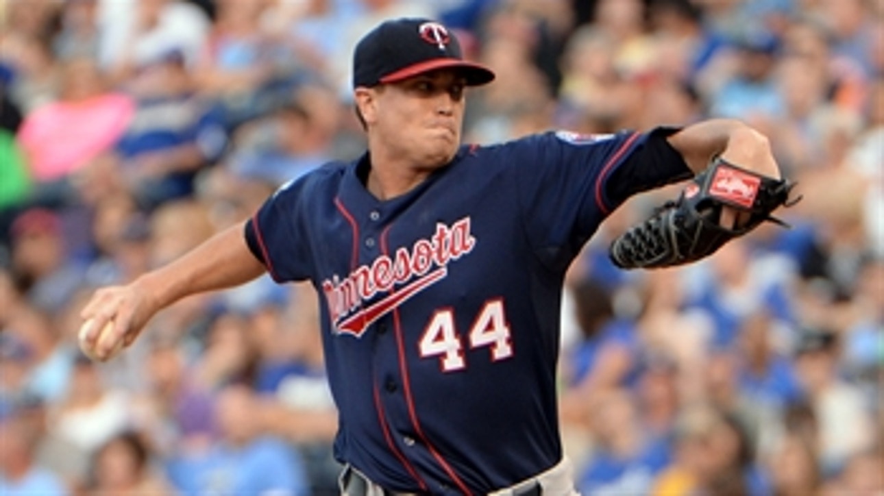 Gibson helps Twins hold off Royals