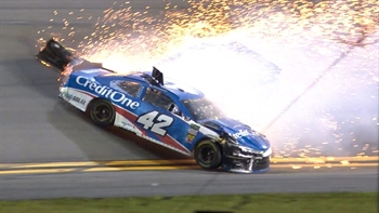 Kyle Larson spins and collects Ricky Stenhouse Jr. | 2018 DAYTONA