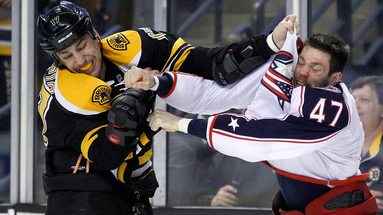 Blue Jackets roughed up by Bruins