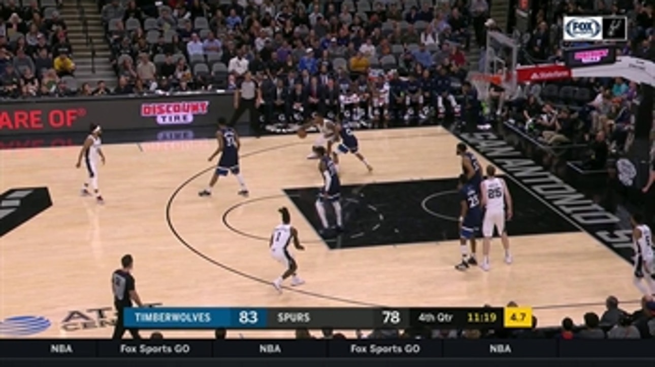 HIGHLIGHTS: Rudy Gay Makes a Tough Shot in the 4th