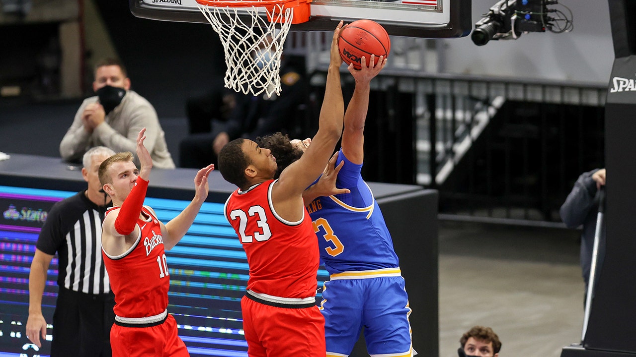 No. 20 Ohio State pulls away in UCLA, downing Bruins, 77-70