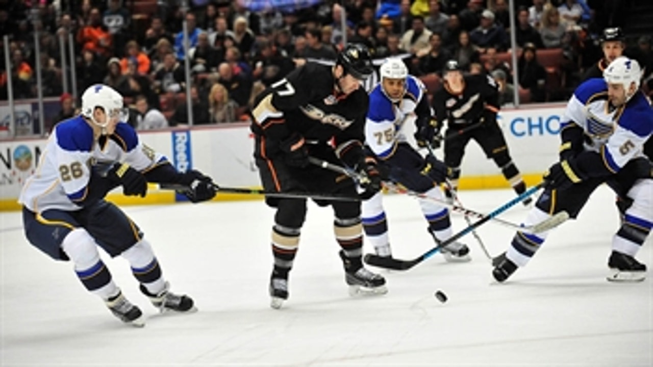 Ducks grind out 1-0 win over Blues