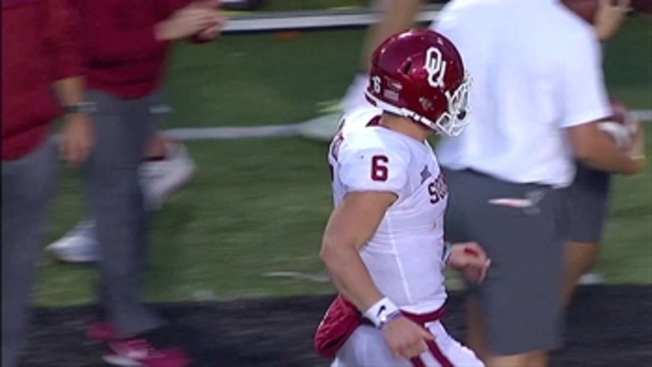 Baker Mayfield's 77-yd TD pass breaks Oklahoma's single-game passing record and gives the Sooners a 55-45 lead