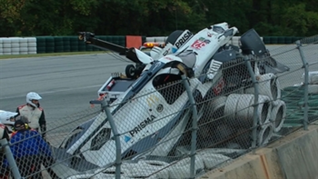 No. 52 Prototype gets airborne and flies into the tire barrier I Petit Le Mans 2017
