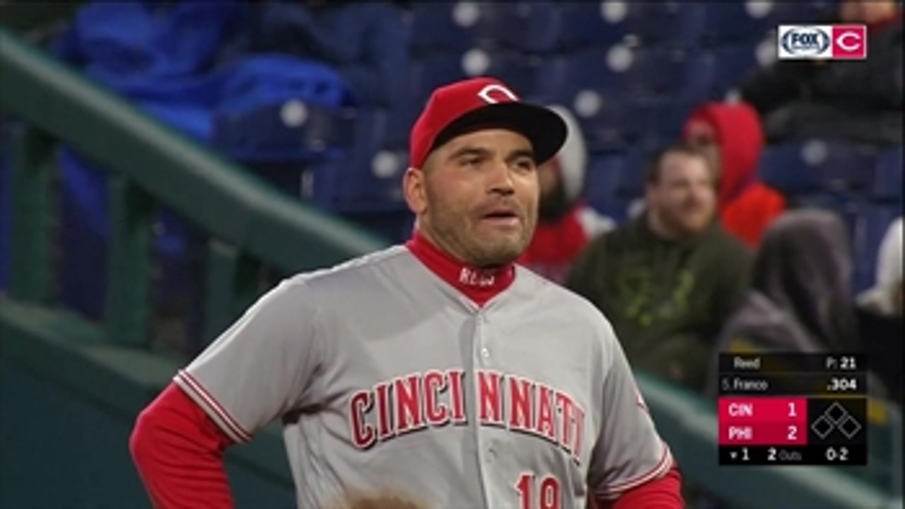 Joey Votto has a little fun messing with Philly fans