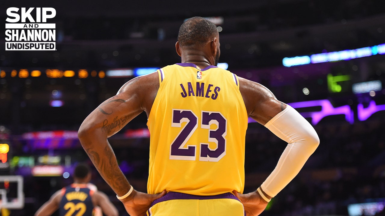 "Long live the King" — Shannon Sharpe reacts to LeBron's game-winning shot over Curry's Warriors | UNDISPUTED