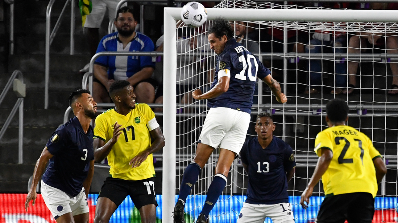 Bryan Ruiz notches the only goal in Costa Rica's 1-0 win over Jamaica