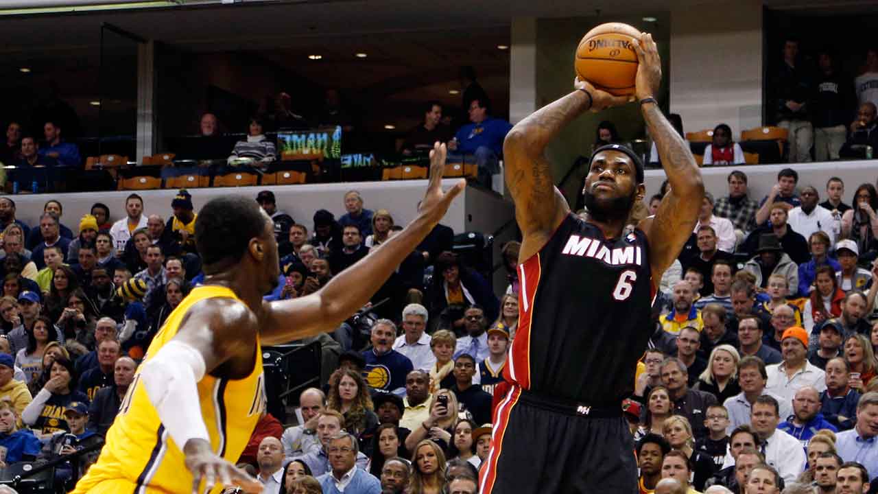 Heat unravel in 2nd half, lose to Pacers
