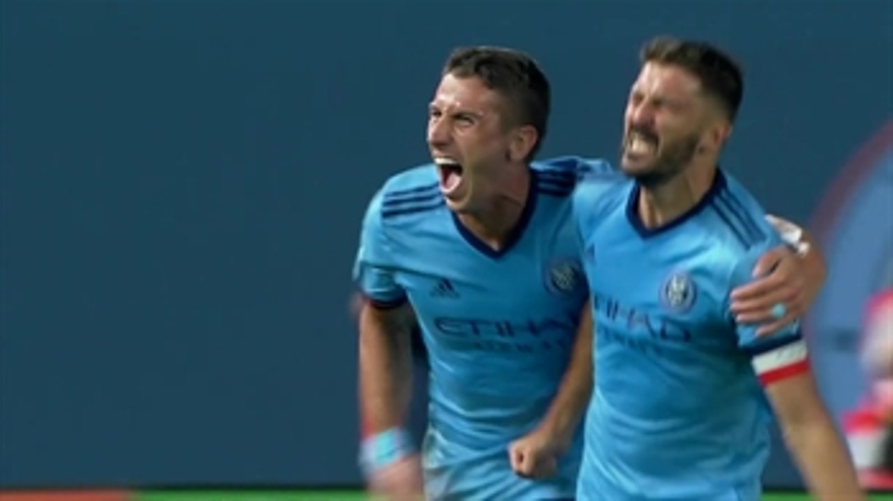 David Villa scores beautiful equalizer vs. NY Red Bulls ' 2018 MLS Highlights