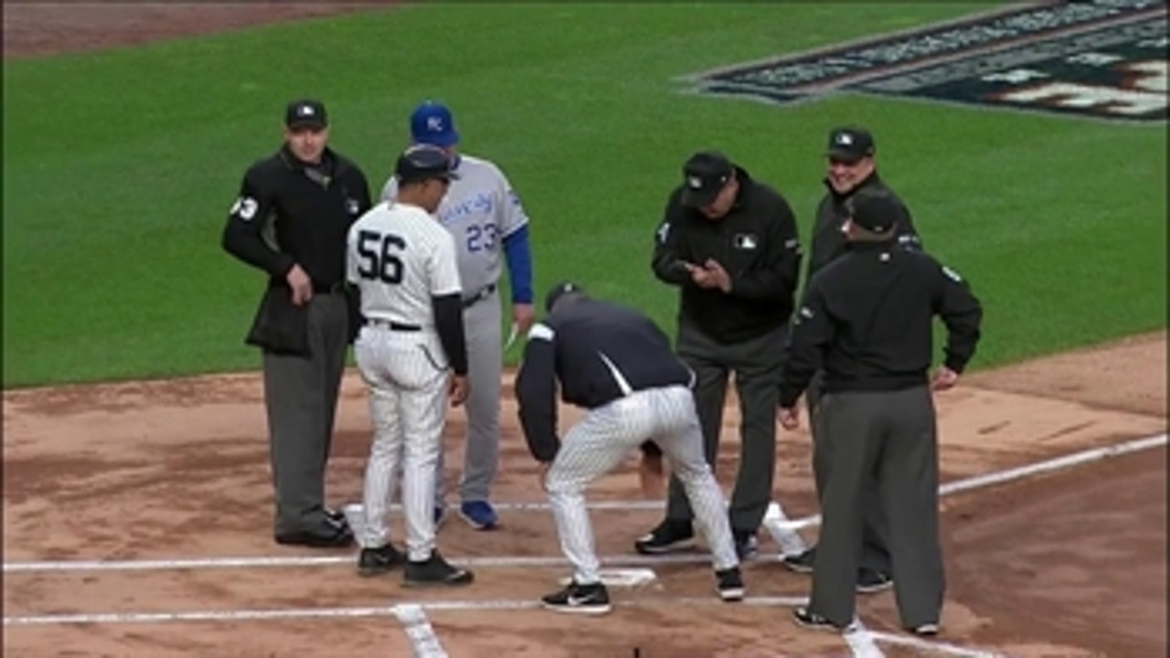 Umpires prank Yankees manager Joe Girardi