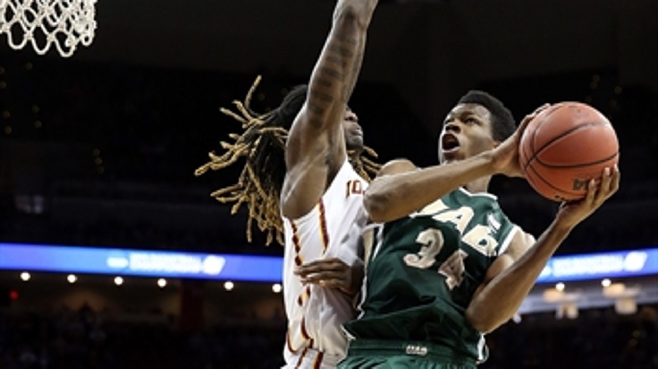(14) UAB stuns (3) Iowa State in tournament's first upset