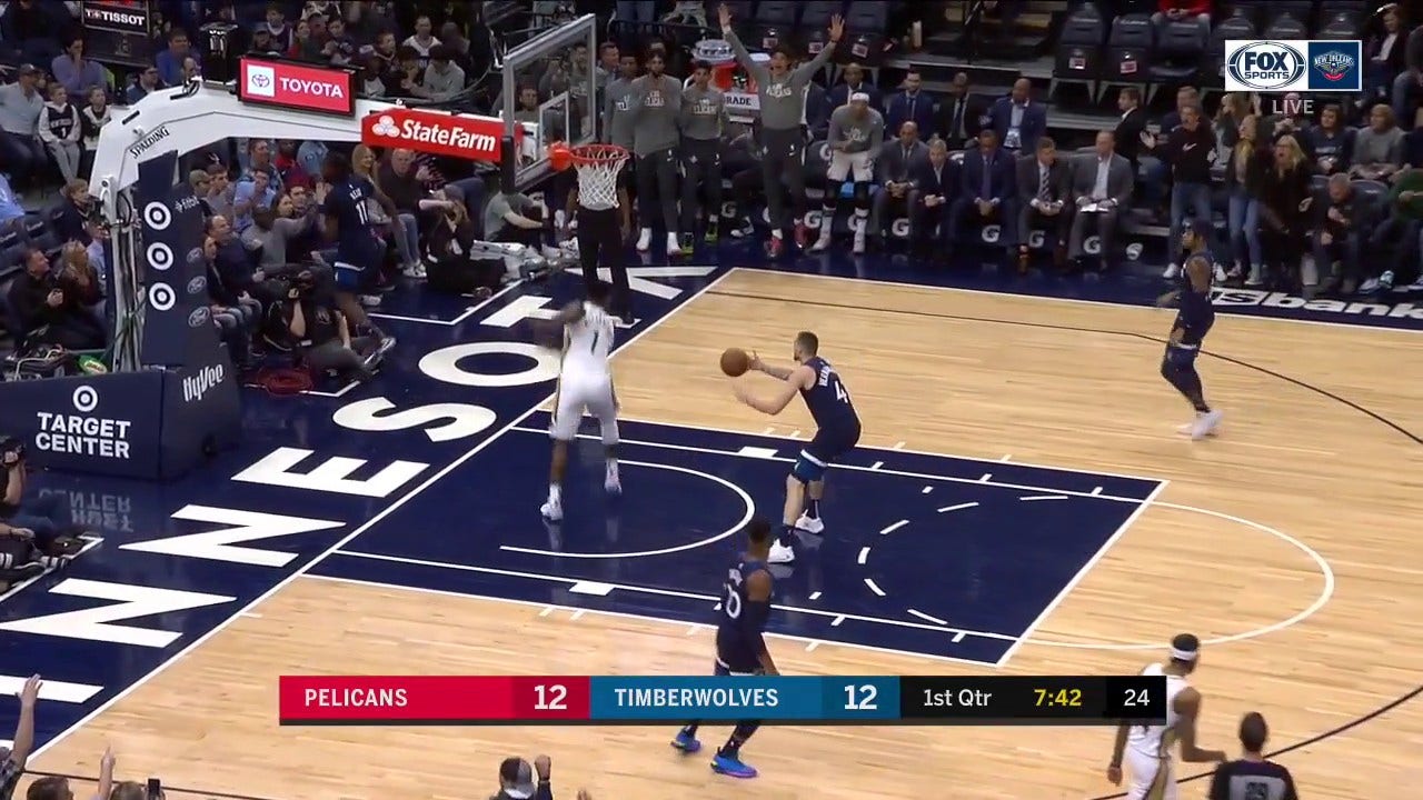 HIGHLIGHTS: Zion full court alley oop