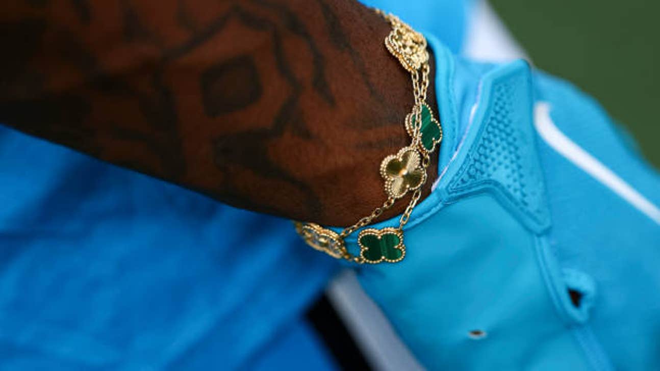 Miles Sanders Odds and Prop Bets vs. Falcons – NFL Week 1 2023