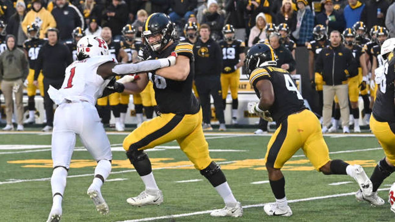 Iowa vs. Illinois Prediction, Odds, Picks November 18 FOX Sports
