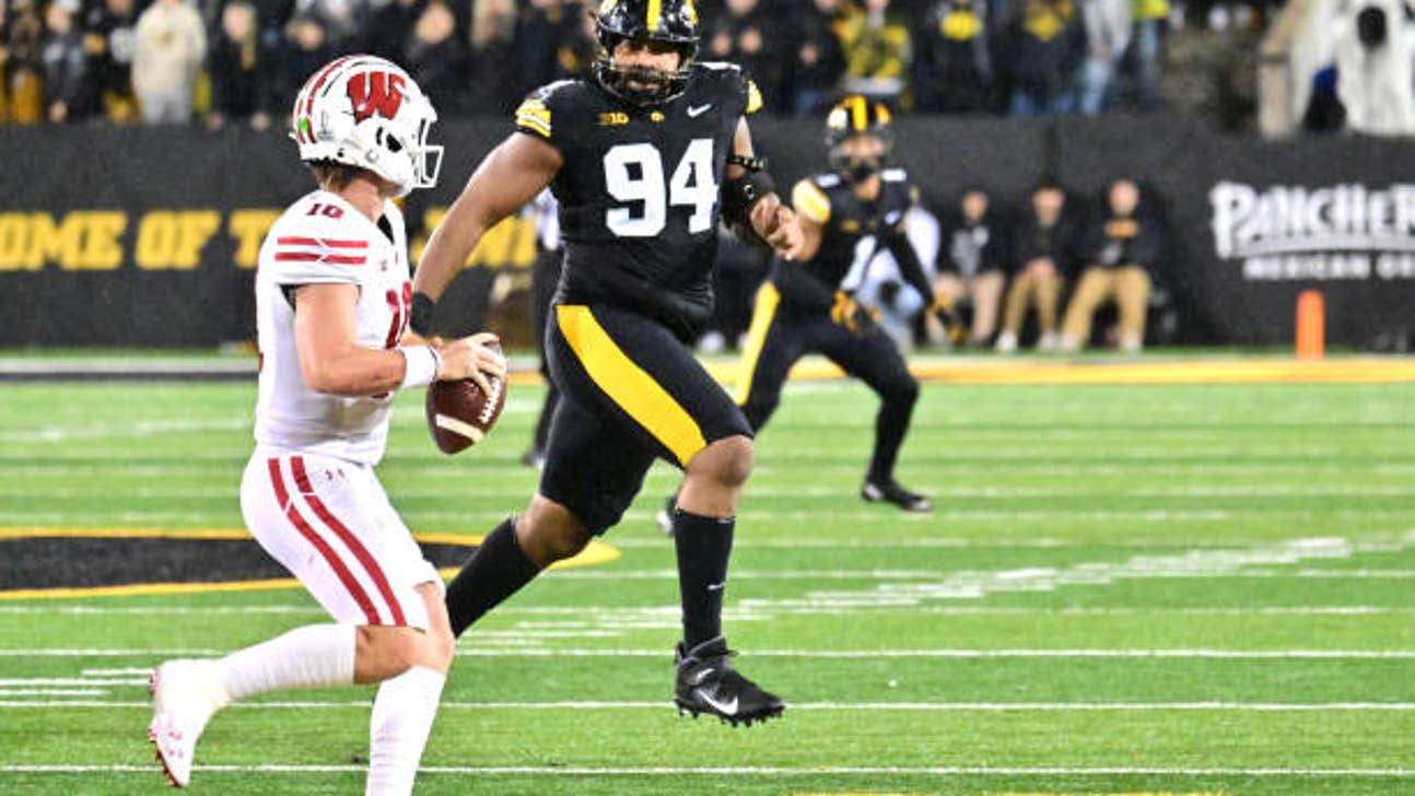 Oregon vs. Wisconsin Prediction, Odds, Picks - November 16, 2024