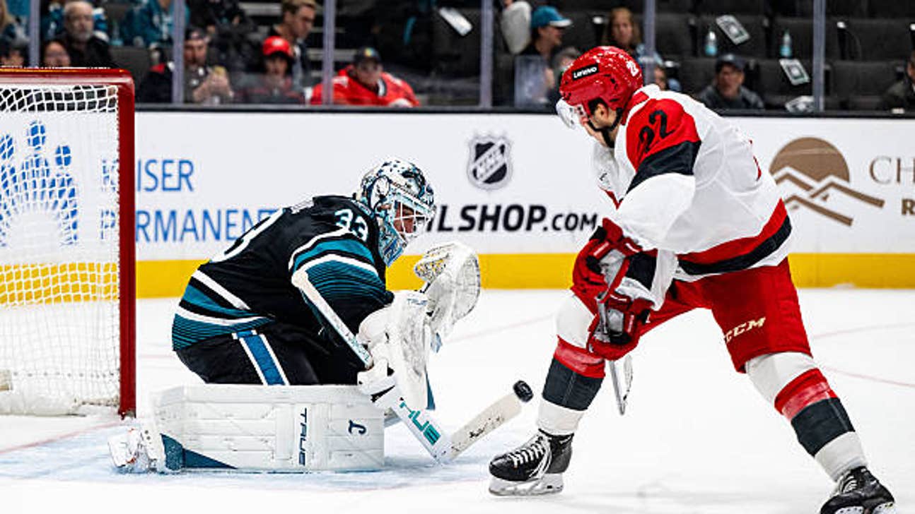 Mammoth vs. Sharks prediction, odds, picks - Oct. 17