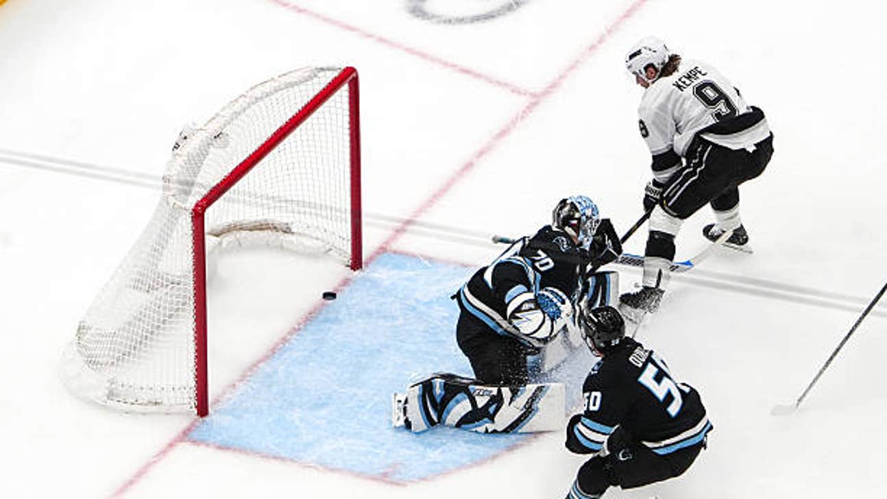 Panthers vs. Mammoth Prediction, Odds, Picks - Dec. 10