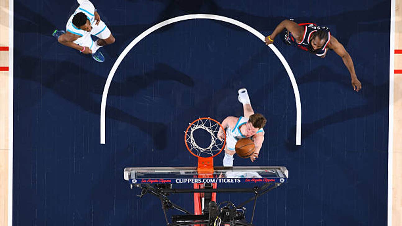 Lakers vs. Hornets Prediction, Odds, Picks - Jan. 15