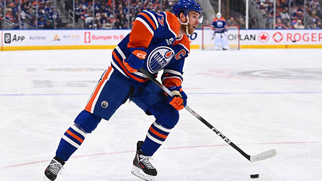 Lightning vs. Maple Leafs Prediction, Odds, Picks - Feb. 25