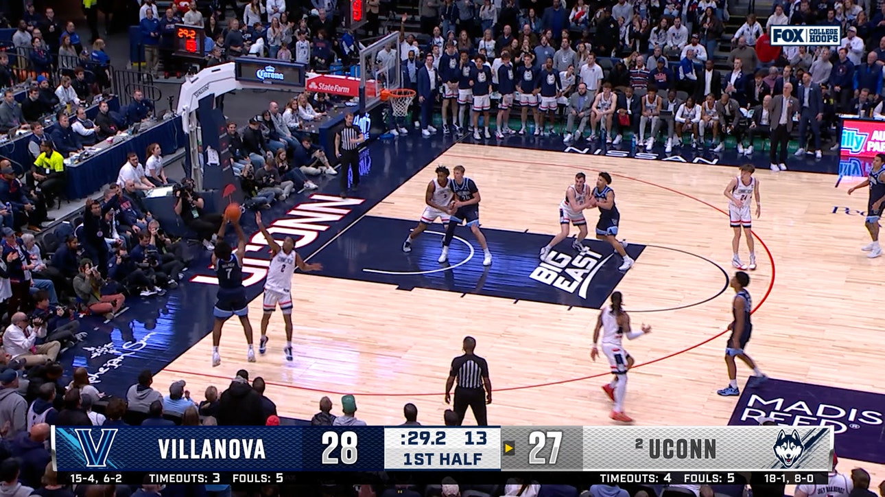 Malachi Palmer hits a corner three, extending Vilanova's lead over UConn
