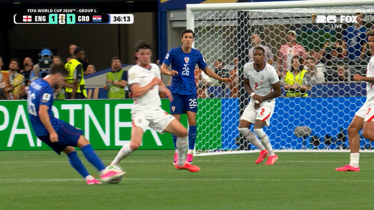 Croatia’s Martin Baturina scores equalizer against England | 2026 FIFA World Cup™