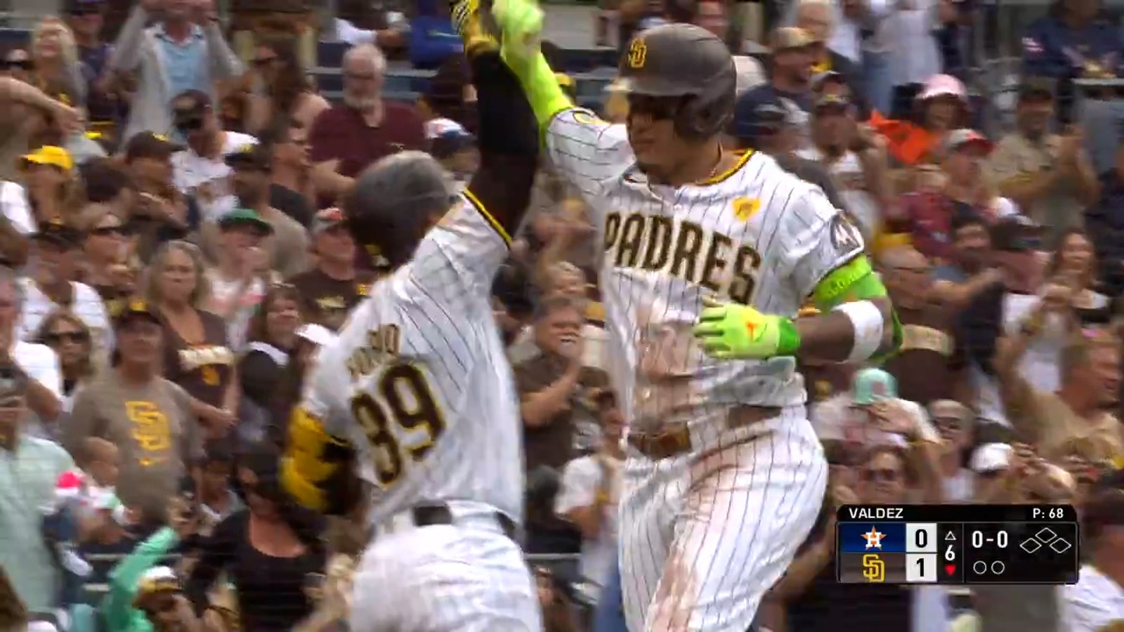 Manny Machado blasts solo home run to give Padres 1-0 lead over Astros