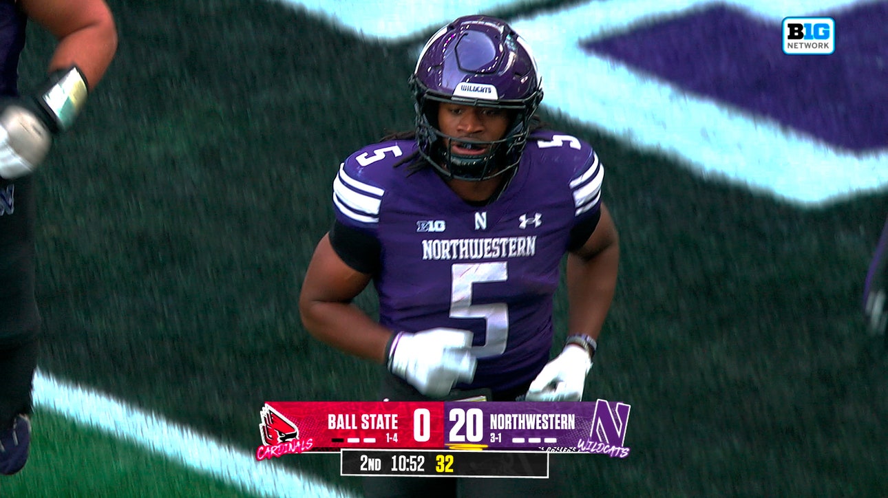 Caleb Komolafe rushes for 14-yard TD run, extending Northwestern's lead vs Ball State