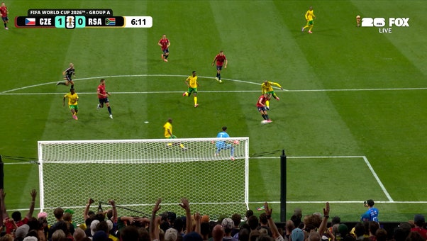 Czechia’s Michal Sadílek finds back of net early against South Africa | 2026 FIFA World Cup™