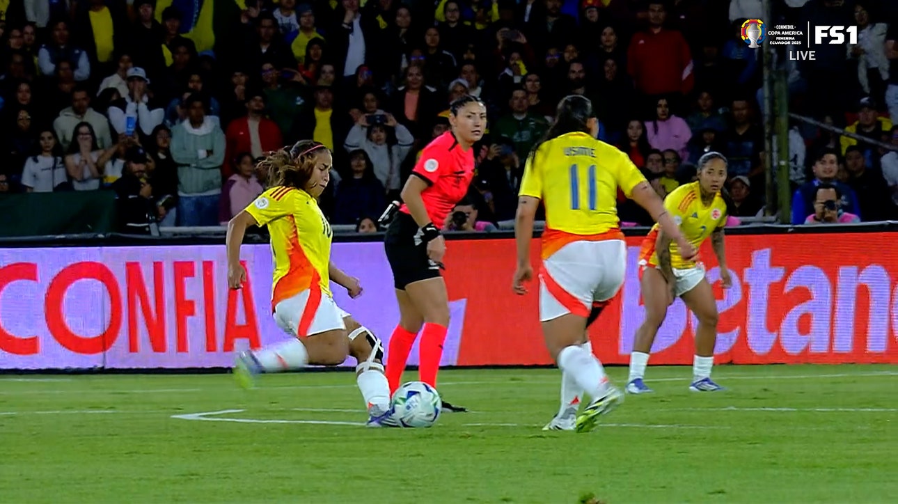 Colombia's Leicy Santos scores late equalizer in extra time vs. Brazil