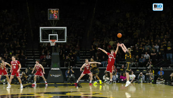 Iowa's Bennett Stirtz makes step-back 3-pointer to help seal win over Nebraska