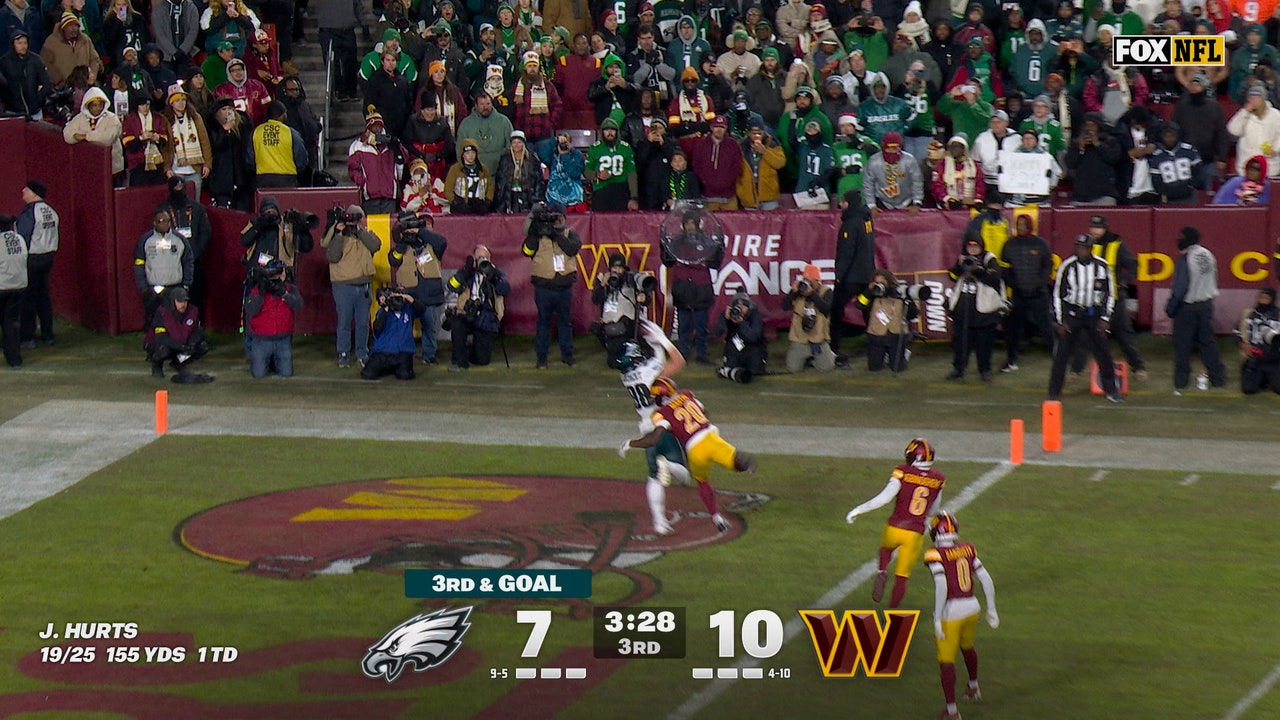 Jalen Hurts finds Dallas Goedert for a 15-yard TD, giving Eagles lead over Commanders | NFL Highlights