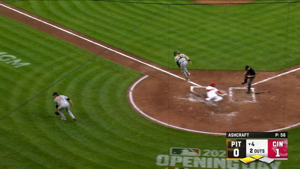 Reds' Sal Stewart and Eugenio Suárez tally two runs, grabbing a lead over Pirates