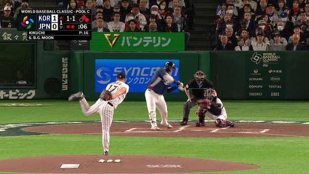 Republic of Korea’s Bo Gyeong Moon hits double, driving in two runs, taking early lead over Japan